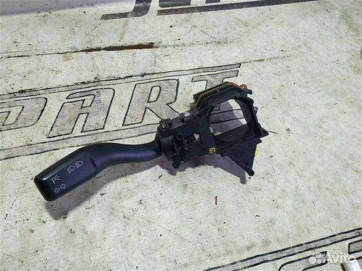 Подрулевой переключатель левый Audi A4 B7 2.0 BWE