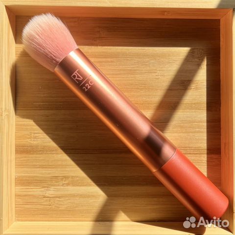 Кисть для макияжа, для румян, тона real techniques