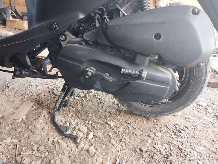 Скутер Suzuki Lets 2
