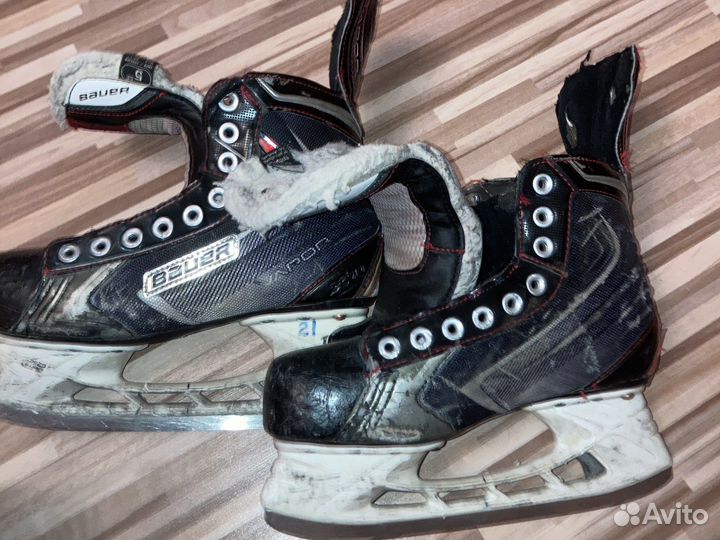 Хоккейные коньки bauer vapor