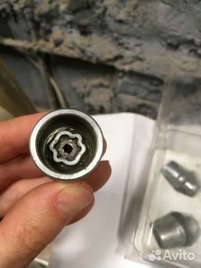 Секретки 12х1.5 McGard PZ413-99683-00