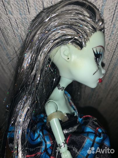 Monster high кукла