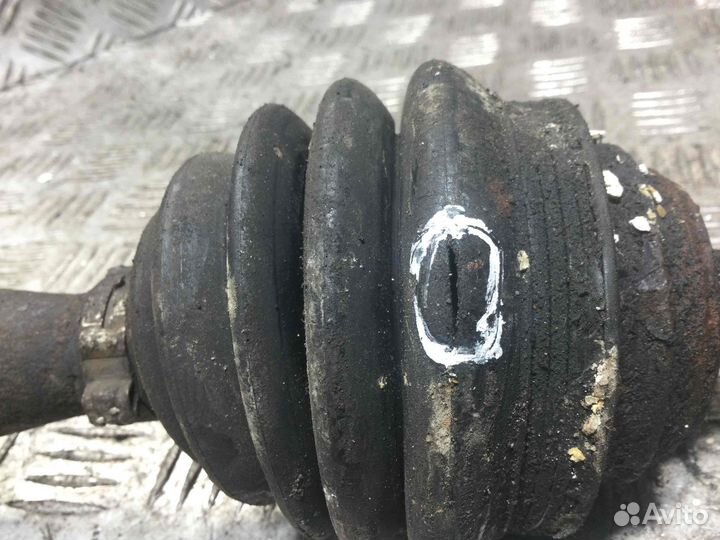 Полуось передняя правая (приводной вал, ШРУС) Volkswagen Polo AUD AUD