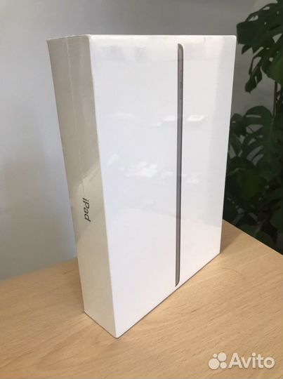 Планшет iPad (9th Generation) Wi-Fi на 64Gb