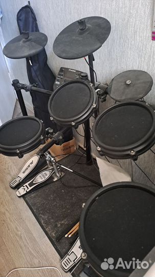 Электронная ударная установка alesis nitro meshkit