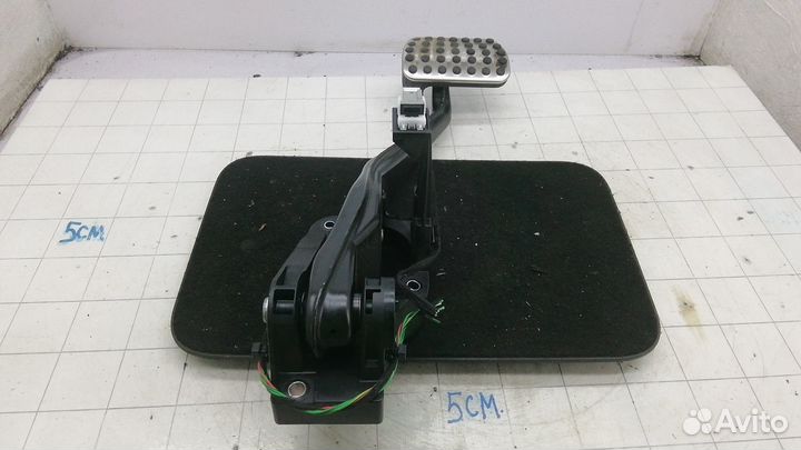 Педаль тормоза Mercedes-Benz CLA-Класс C117 2015