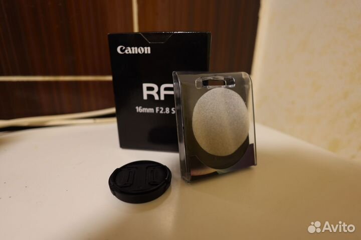 Canon RF 16mm f 2.8 stm