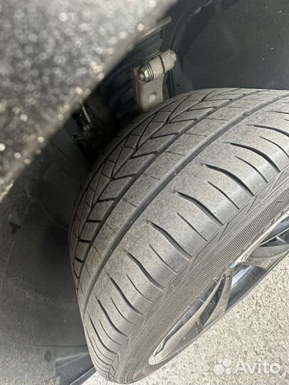 Goodyear Excellence 275/35 R20 102