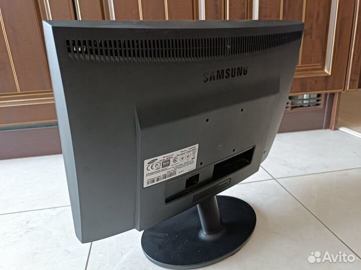 Samsung sync master e1920nw