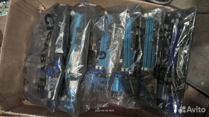 Материнка интел 1155 DDR3