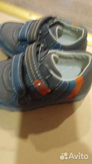 Продам ботинки