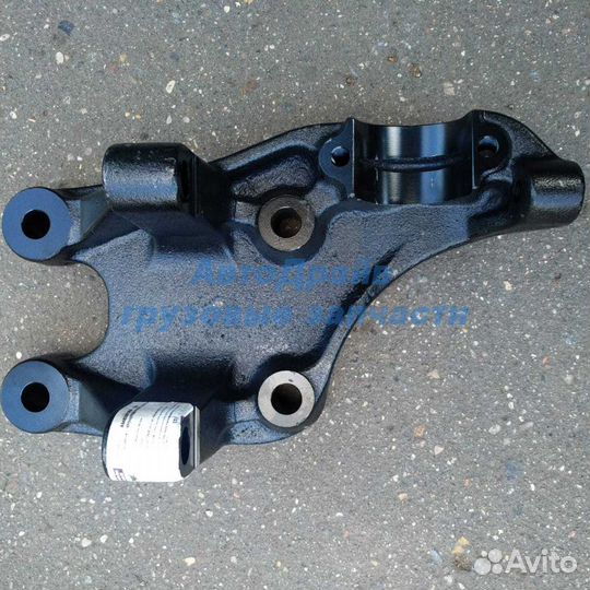 Опорный кронштейн Mercedes Actros MP2