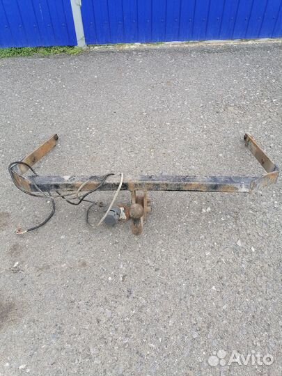 Фаркоп форд фокус 2