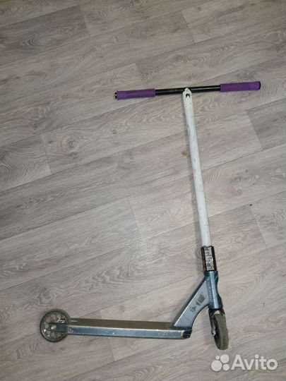 Трюковой самокат, читать описание