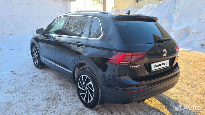 Volkswagen Tiguan 2.0 AMT, 2018, 90 000 км