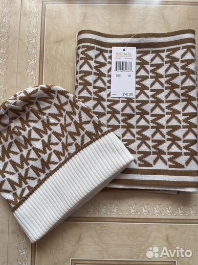 Mishael Kors шапка и шарф оригинал