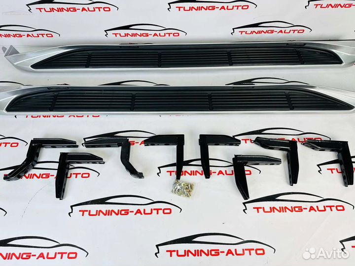 Подножки Toyota Land Cruiser 100 с подсветкой I226