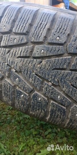 Зимние колеса в сборе(шипы, ran flat) BMW F25 R17