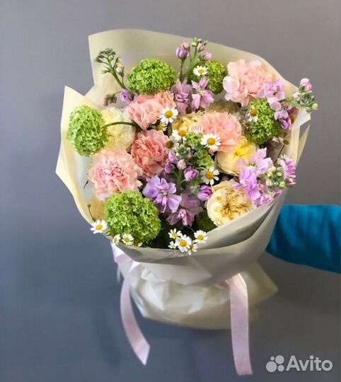 Оригинальные авторские букеты из цветов. Доставка