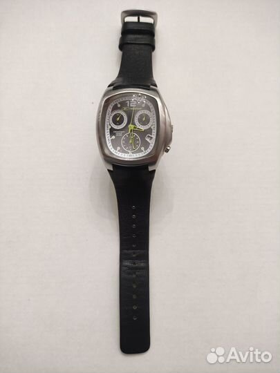 Часы Reebok электронные унисекс