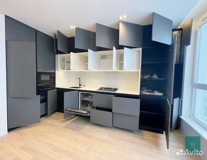 Встроенный кухонный гарнитур