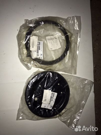 Седло передней подвески и резиновый демпфер