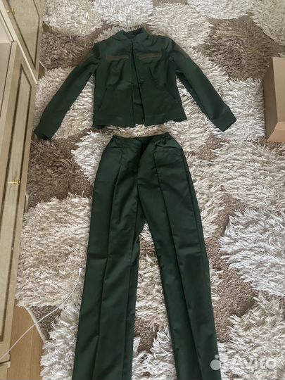 Форма женская офисная военная