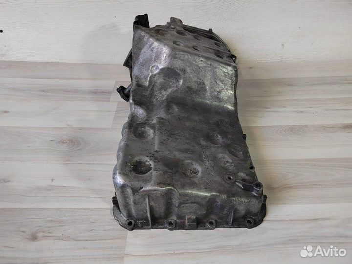 Масляный поддон Mercedes-Benz C-Class W203 OM646