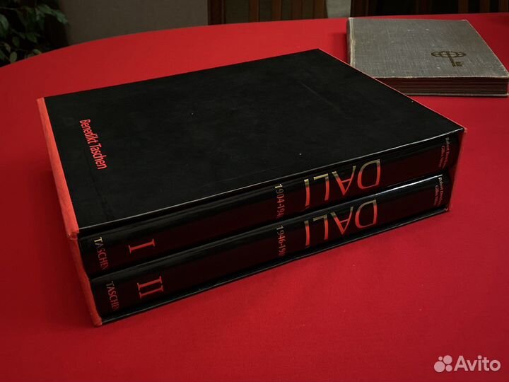 Книги benedikt taschen Dali