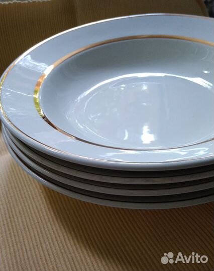 Тарелка глубокая 23,5 см. Фарфор.зик.ссср
