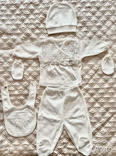 Комплект на выписку для новорожденного