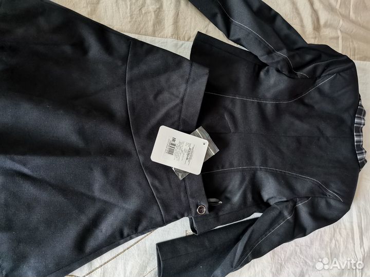 Новый школьный костюм на девочку на рост 116-122