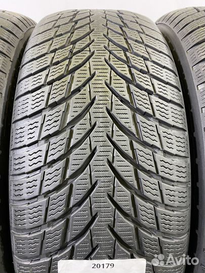 Nokian Tyres WR Snowproof P 205/55 R17