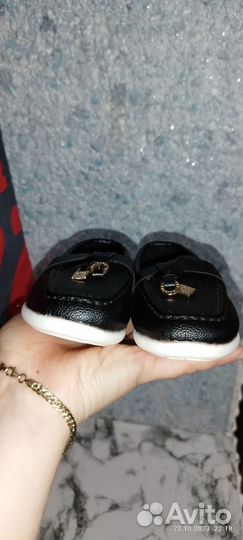 Детская обувь новые