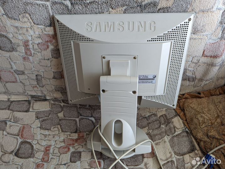 Монитор Samsung SyncMaster 171s