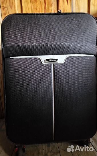 Чемодан на колесах