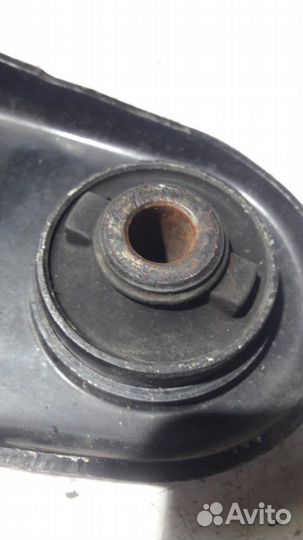 Рычаг подвески передний правый Peugeot 207 WC 5FW