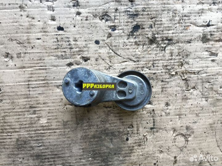 5010412957 Renault Ролик-натяжитель Renault 420