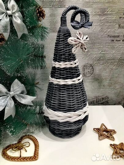 Плетёный футляр-елка для шампанского или конфет
