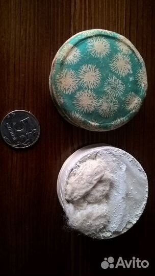 Тени, пудра, мыло, зубной порошок прошлого века