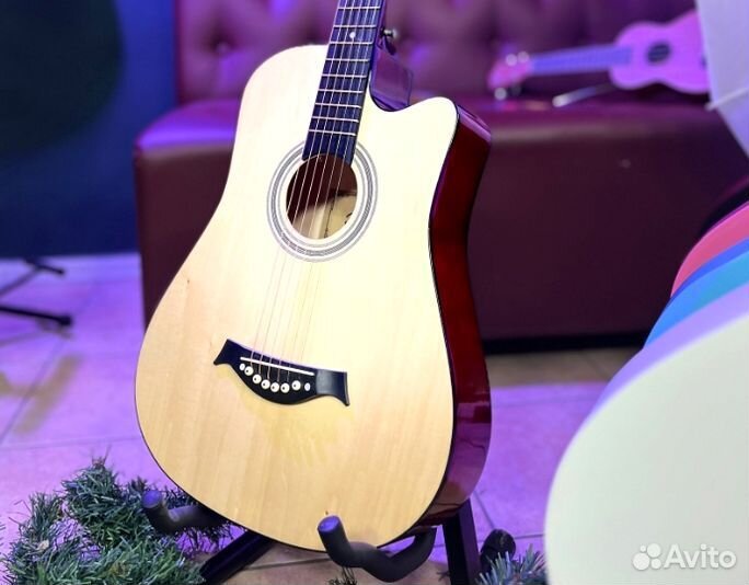 Акустическая гитара Belucci