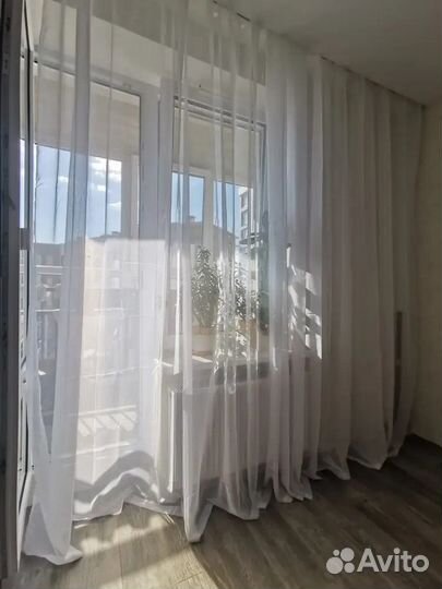 Белоснежный тюль на шторной ленте новый