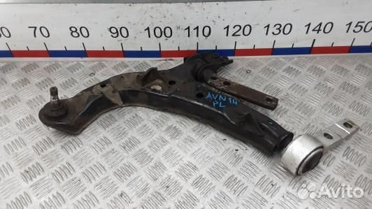 Рычаг передний нижний левый nissan primera P12 (AV