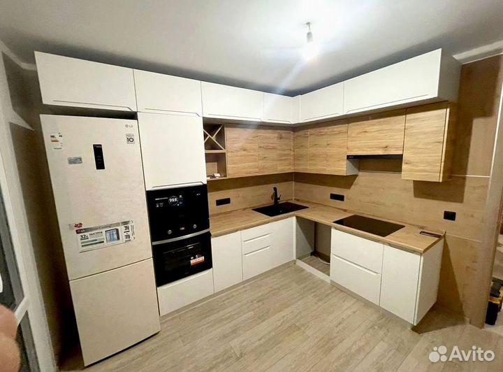 Кухонный гарнитур угловой