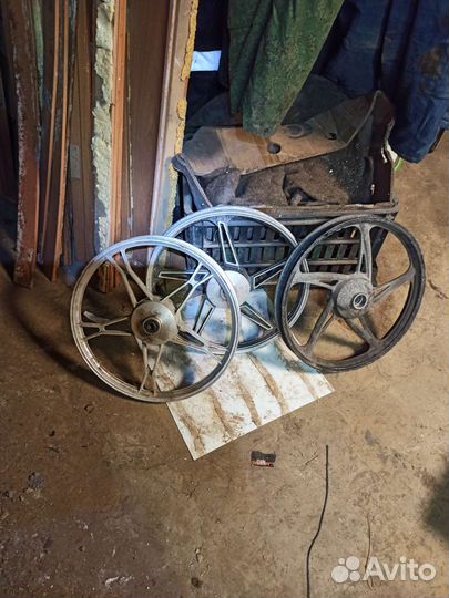 Продам по болтам