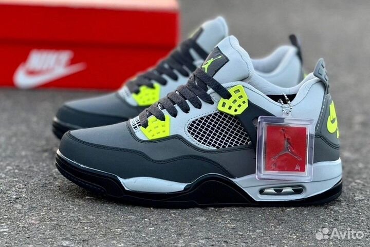 Кроссовки Nike Air Jordan 4