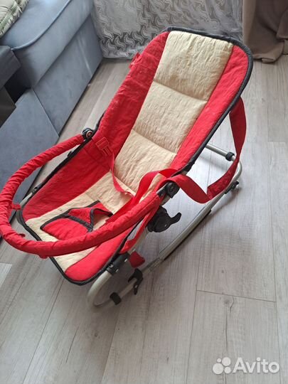 Шезлонг детский