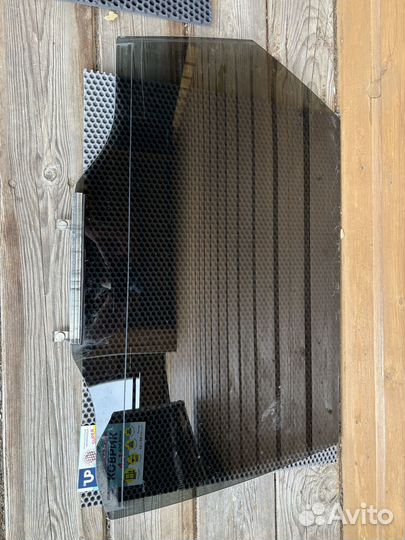 Стекло заднее Toyota Caldina