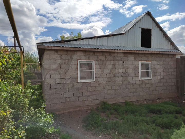 Дом 44 м² на участке 4 сот.