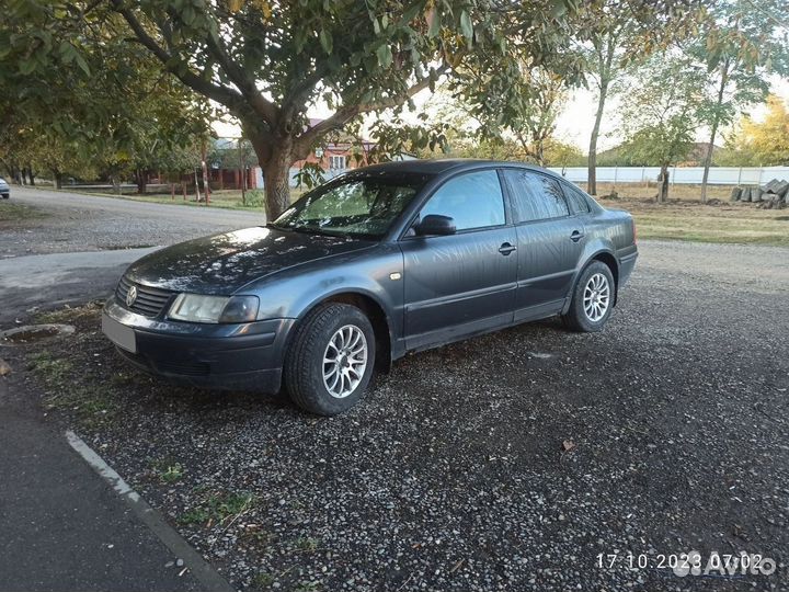 Volkswagen Passat 1.8 AT, 2000, 280 000 км